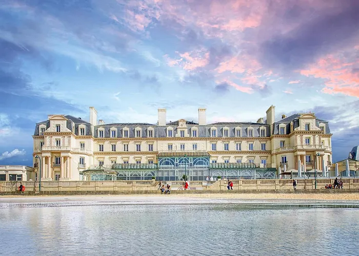 Hôtel accueillant les animaux: Grand Hôtel Des Thermes